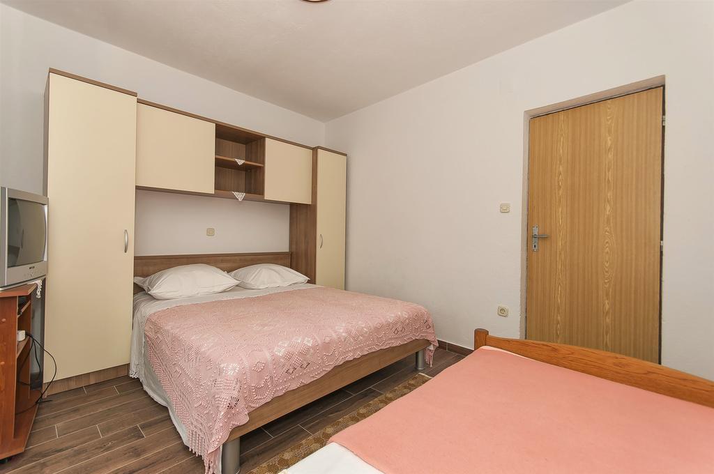 Apartments Luca Rogoznica  Exterior photo